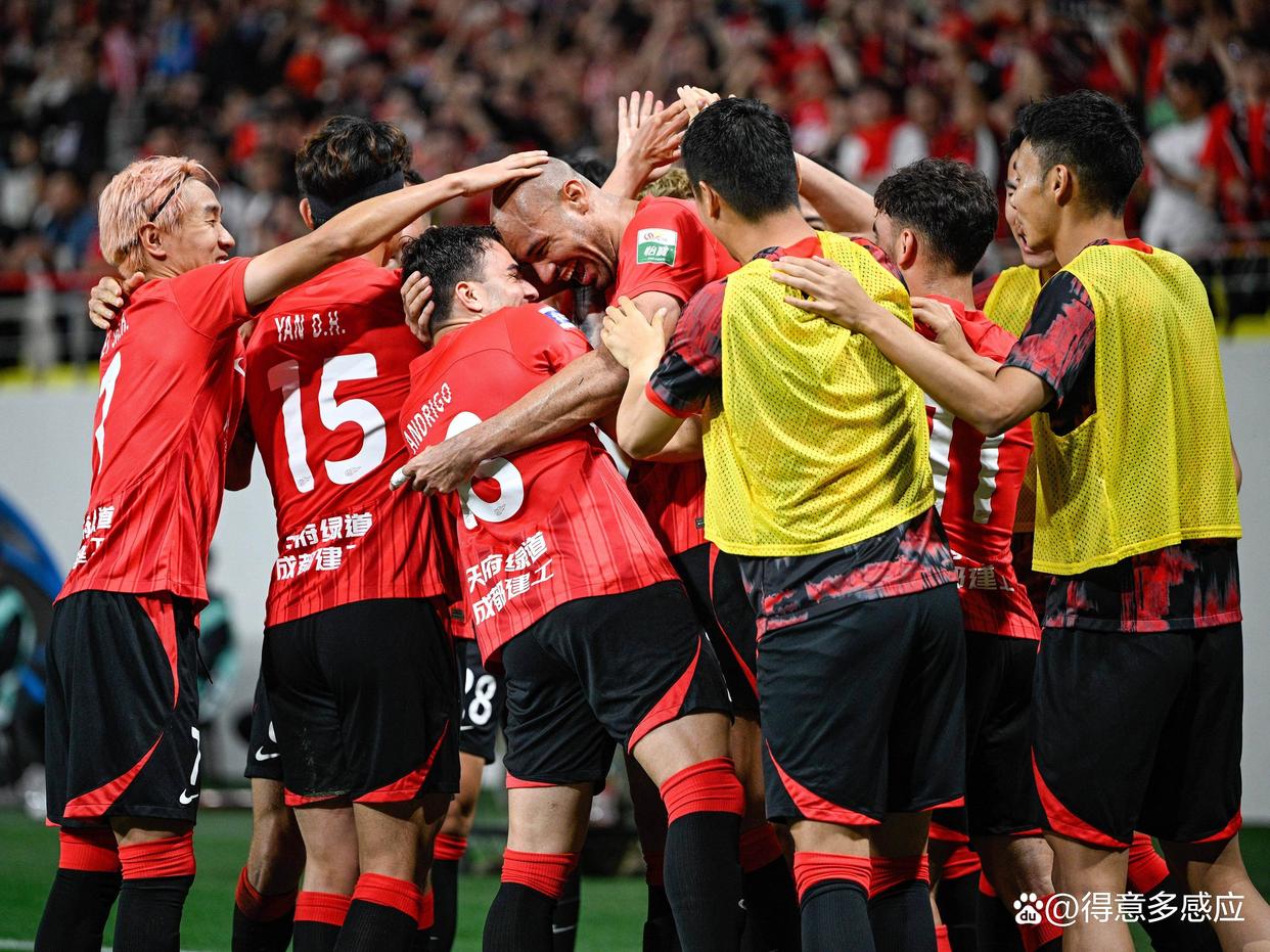 关于赛前突围战来临,成都蓉城围绕全明星赛豪取连胜,媒体盛赞,训练强度明显提升的信息 关于赛前突围战来临,成都蓉城围绕全明星赛豪取连胜,媒体盛赞,训练强度明显提升的信息